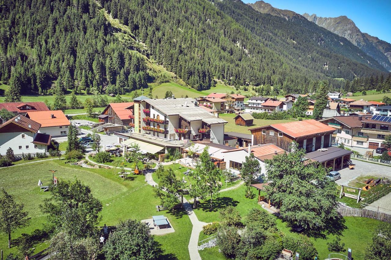 Bio Hotel Stillebach Sankt Leonhard im Pitztal Kültér fotó